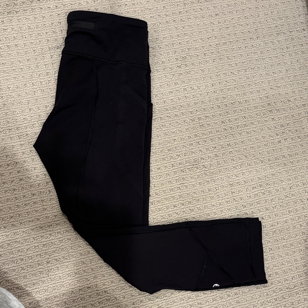 Lululemon Black Cropped Leggings